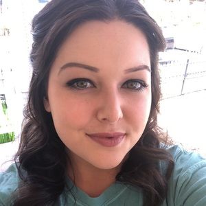 Meet your Posher, Kasey